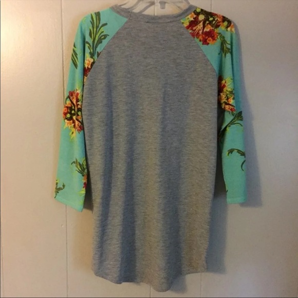 Floral Raglan Randy Tee - Picture 5 of 6